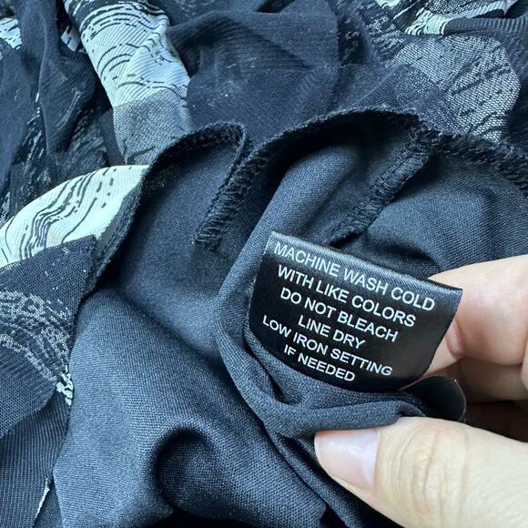 Ethyl Black Ivory Mesh Ruffle Abstract Monochrome Swirl Graphic Pattern Skirt 6 - Picture 9 of 12